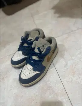 SEPATU - AIR JORDAN 1 LOW SE 'MESSY ROOM' DR6960-400,38-39