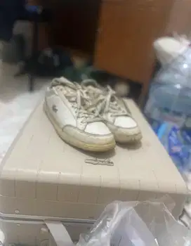 Sepatu - Lacoste Graduate Pro 221