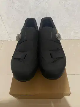Sepatu shimano rc5
