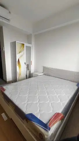 Sewa Apartemen Collins Boulevard Studio Full Furnished, Tangerang
