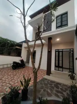 RUMAH SIAP HUNI BEBAS BANJIR MANYARAN SEMARANG