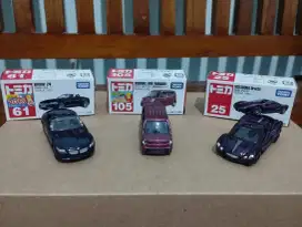 TOMICA NO. 61, 105, 25