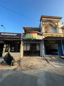 Disewakan ruko 2 lantai murah dipinggir jalan i gusti ngurah rai