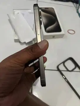 Iphone 15 pro max Resmi
