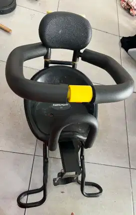 Boncengan sepeda