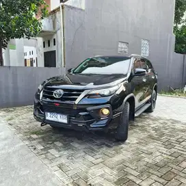 Fortuner A/T Trd diesel 2020