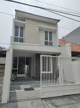 RUMAH BARU MANYAR TIRTO ASRI DEKAT UNTAG GALAXI MALL DARMAHUSADA SURAB