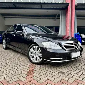 KM 31rb Mercedes Benz Mercy S350 W221 Facelift 2010 Siap Pakai