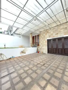 Rumah 2 Lantai, di daerah nyaman, tenang