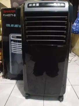 Kipas AC merek Sharp