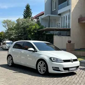 [KM 67RB] VW GOLF CBU 2013
