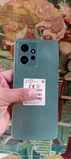 Redmi not. 12.  4+4/128. Mnus gantian lcd sma camera blkang bergaris