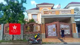 Rumah Mewah di Royal Pulogebang Residence Jakarta Timur