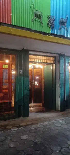 Dicari marketing freelance untuk cafe