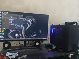 PC komputer gaming Intel i3 12100f RX 6600 monitor siap pakai