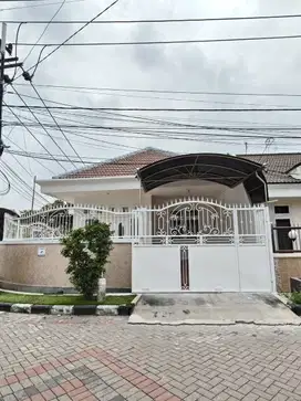 175 m2‼️Rumah mukyosari hook siap huni uda renovasi