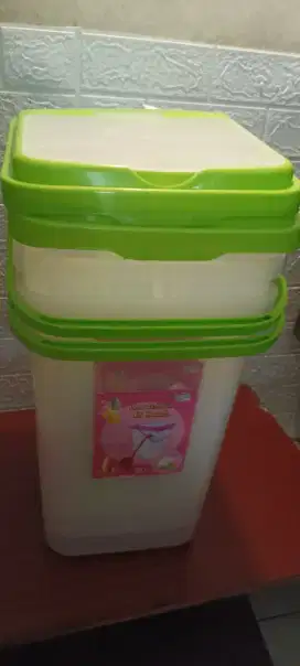 Box Es Buah 3 Unit lengkap istimewa
