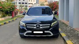 Km20rb mercedes benz mercy glc250 exclusive 2017 hitam