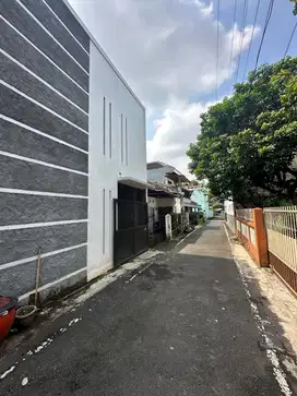 DIJUAL KOST FULL PENGHUNI MERJOSARI KOTA MALANG JALAN KAKI KE UNIGA