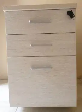 LEMARI SERBA GUNA (DRAWER)