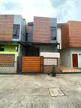 Rumah murah jual cepat dekat stasiun dan gdc