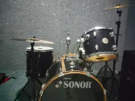 Drum sonor force 1005