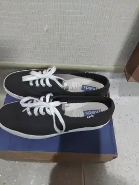 Sepatu keds original