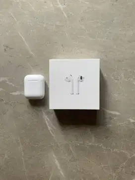 Apple AirPods Gen 2 (2019)