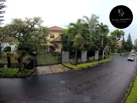 Dijual Rumah Hook Boulevard di Bogor Nirwana Residence.