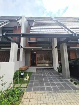 Rumah 2 Lantai Fleekhauz Gading Serpong BSD City Tangerang Banten