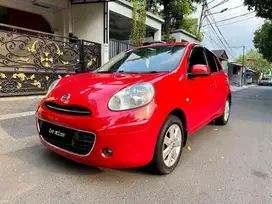 Nissan March XS automatic 2011 merah mulus terawat pribadi cash nego