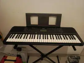 keyboard Yamaha psr-E273