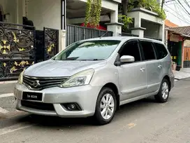 Nissan Grand Livina XV Facelift silver automatic orisinil cash nego