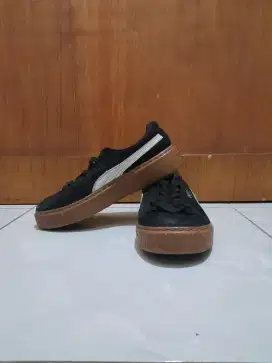 Jual cepat aja sepatu sekolah anak merk puma suede original size 36