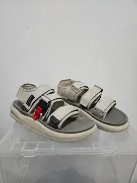 Hijack sandals astro sputnik ukuran 41 mulus istimewa