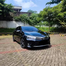 2015 Toyota Corolla Altis V 1.8 AT
