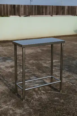 Meja Stainless Steel Usaha Dapur / Cafe