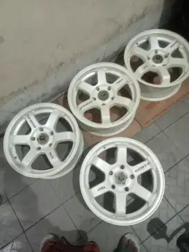 velg ring 15 lubang 5