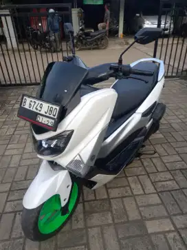 Nmax putih gen 2