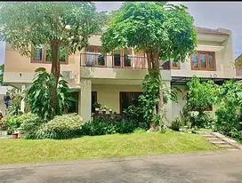 DI JUAL RUMAH DI KAWASAN ELIT SURABAYA—POSISI HOOK