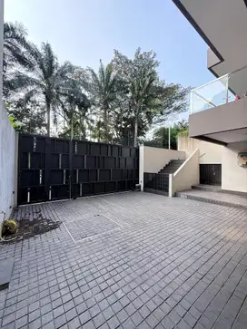 JUAL RUMAH MEWAH FULL FURNISHED DI BSD