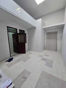 Babatan Pantai 1 Lantai Ful Renovasi Lebar 6  Dekat Annyeong Market