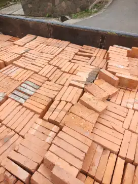 Batu bata merah press