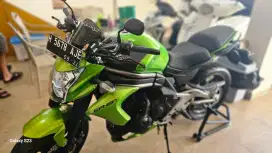 Moge Kawasaki ER6N 650cc