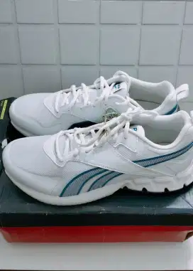 Jual sepatu olahraga pria Reebok z taur run 2 putih size 43