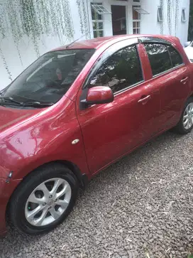 Nissan March 2015 Bensin