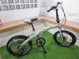 DIJUAL MURAH SEPEDA LIPAT GENIO F211