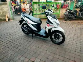 Honda Beat Deluxe 110 CC PGM-FI tahun 2020