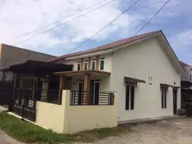 RUMAH SECONDRY TERAWAT, HOOK TIDAK BANJIR