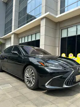 Lexus ES300h 2023 Hybrid